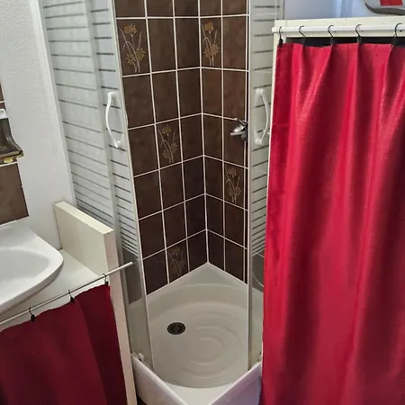Rare Maison Du Pecheur En Premiere Ligne Avec Clim Ле Баркарес